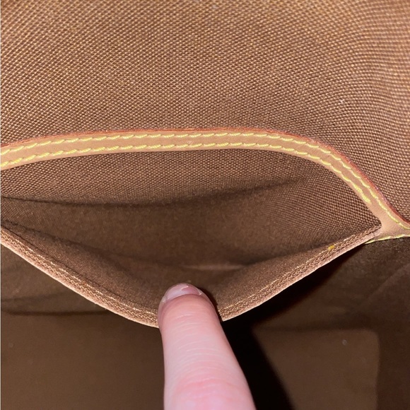 Louis Vuitton Montsouris Backpack - Picture 9 of 9